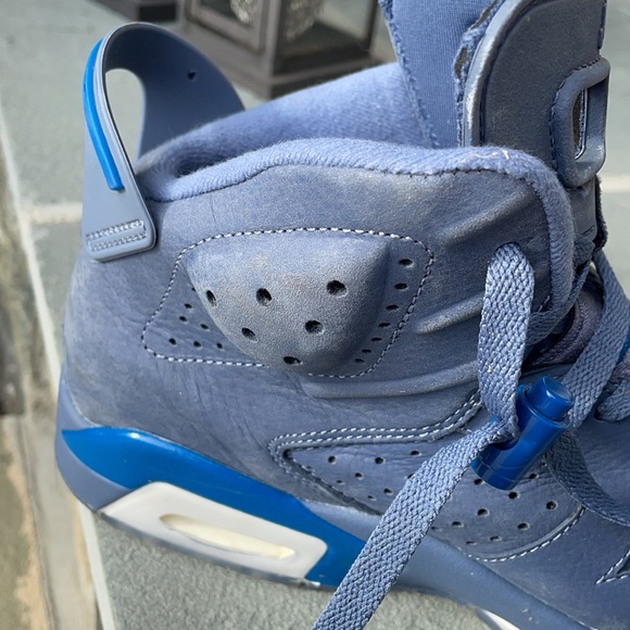 Blue suede Nike Air Jordan’s- 2018 - Picture 9 of 12